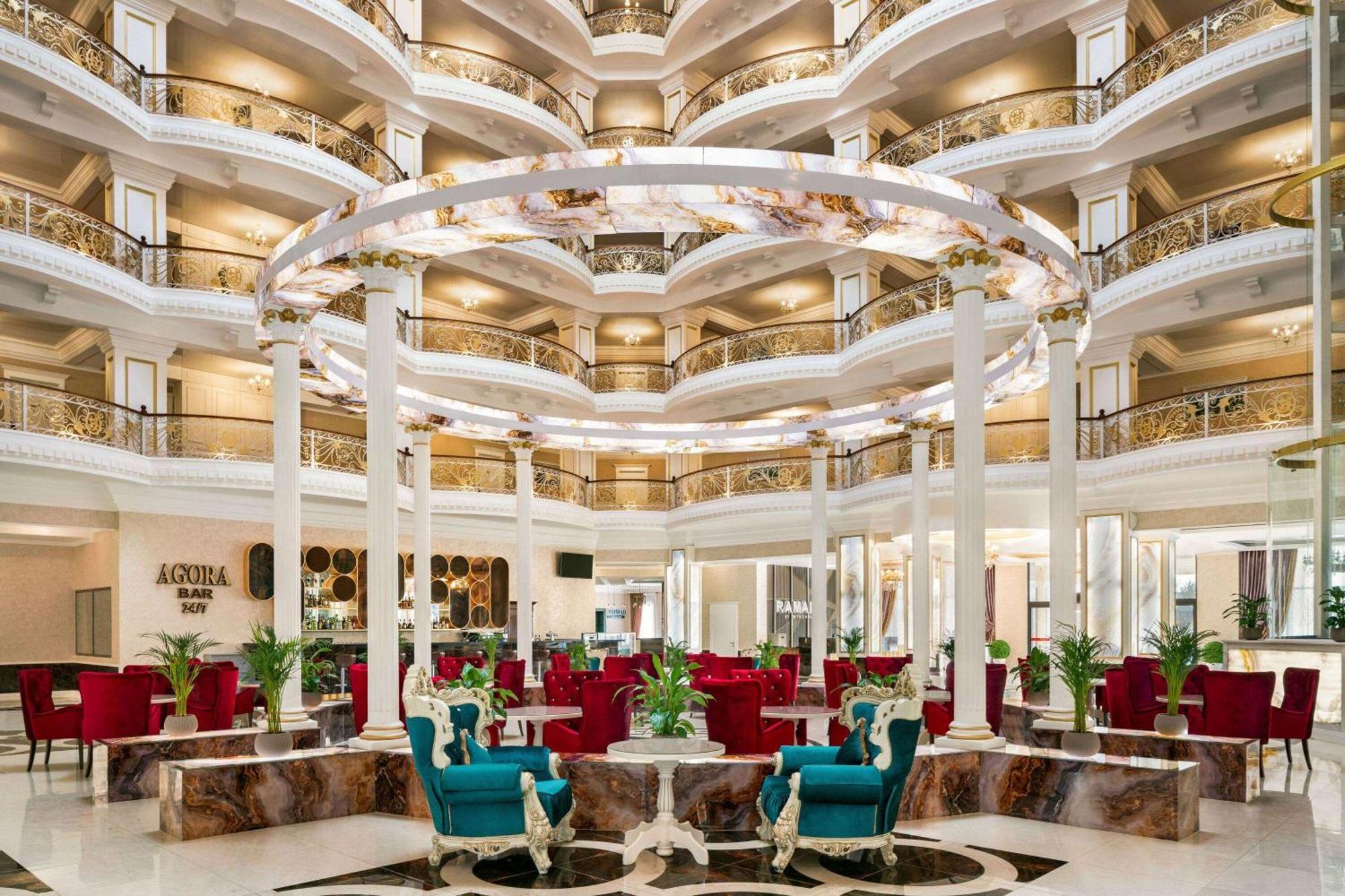 Hotel Ramada By Wyndham Shymkent Exterior foto